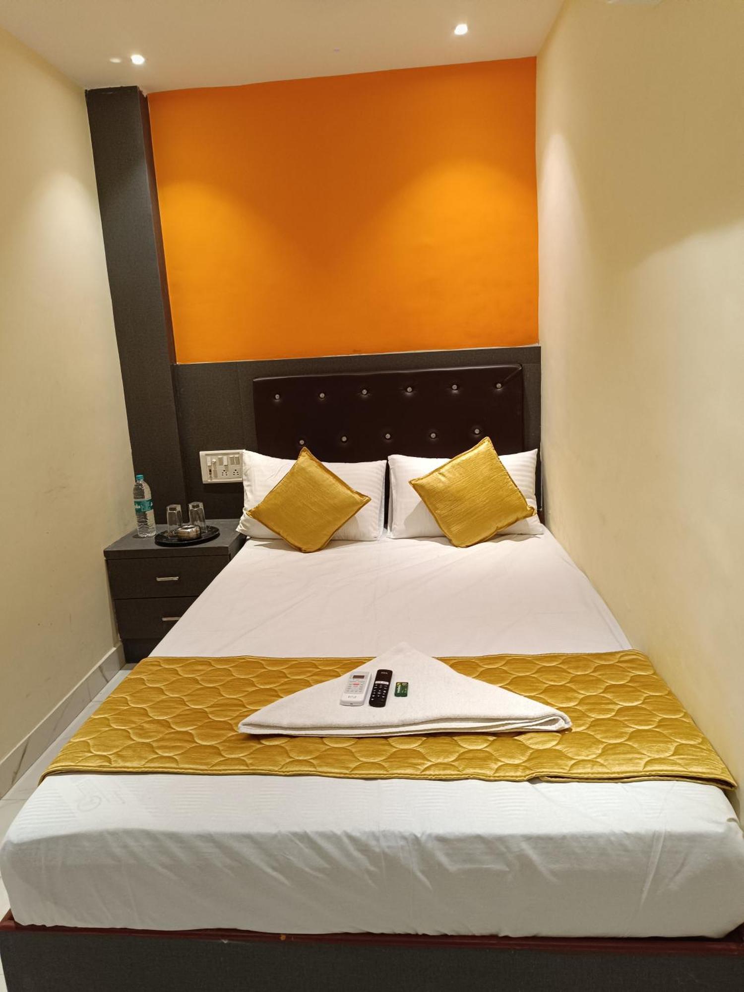 Hotel Powai Residency Bombaim Exterior foto
